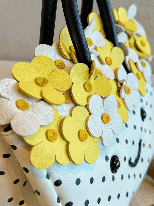 Petite Daisy Dot Fluff BK Bag