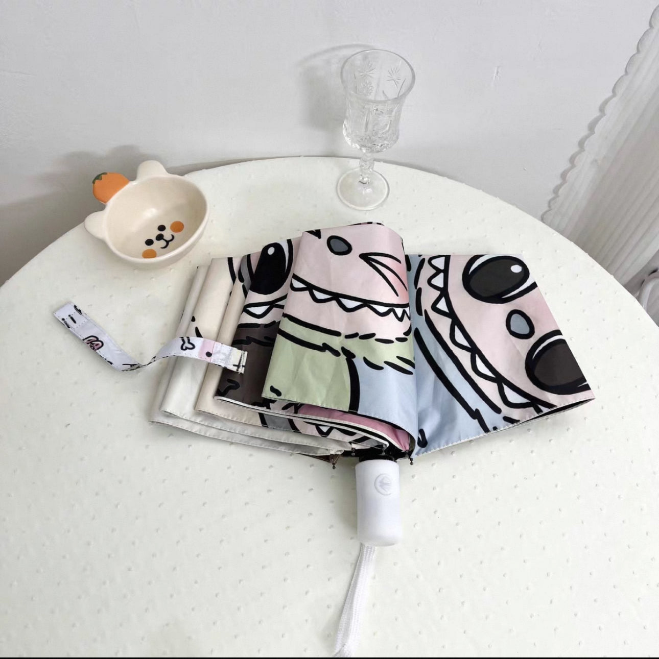 Labubu Catch Me If You Like Me Character Faces Umbrella
