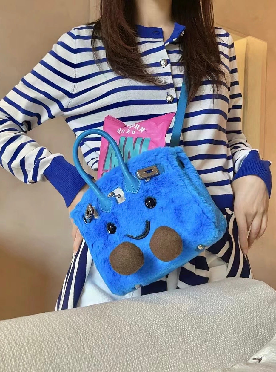 Grande Blue Fluff BK Bag