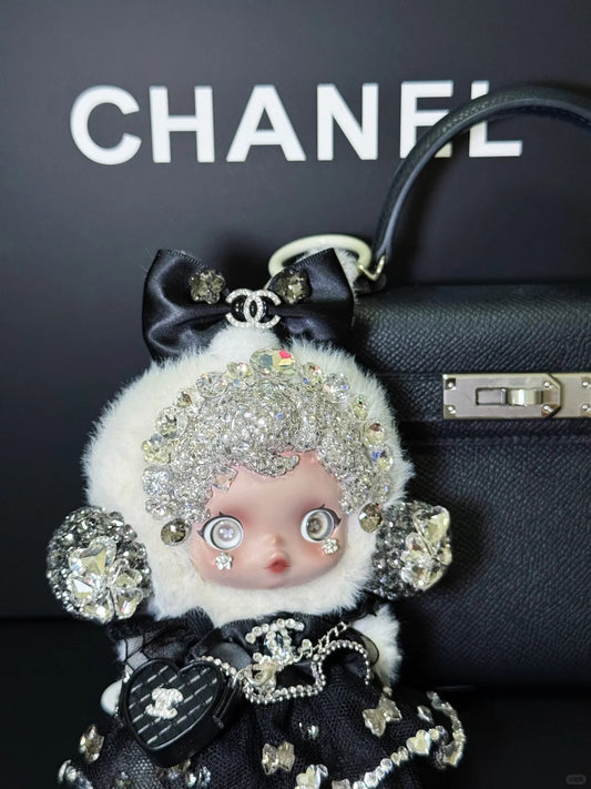 Skullpanda Midnight Elegance – Handmade Swarovski Crystal Plush Pendant