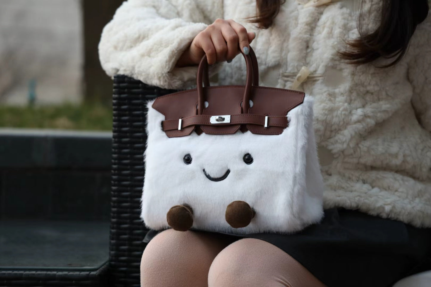 Classic Snowdrop Fluff BK Bag