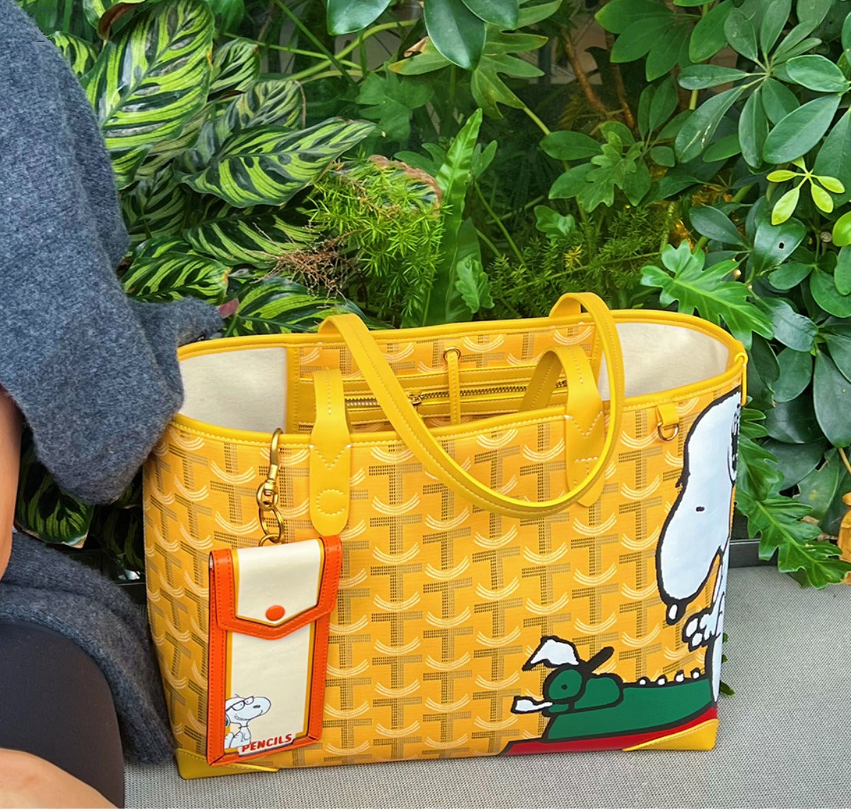Floopy Dog Edition Tote Bag