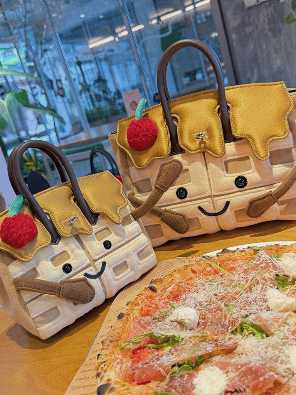 Petite Waffle Berry Fluff Muse Bag