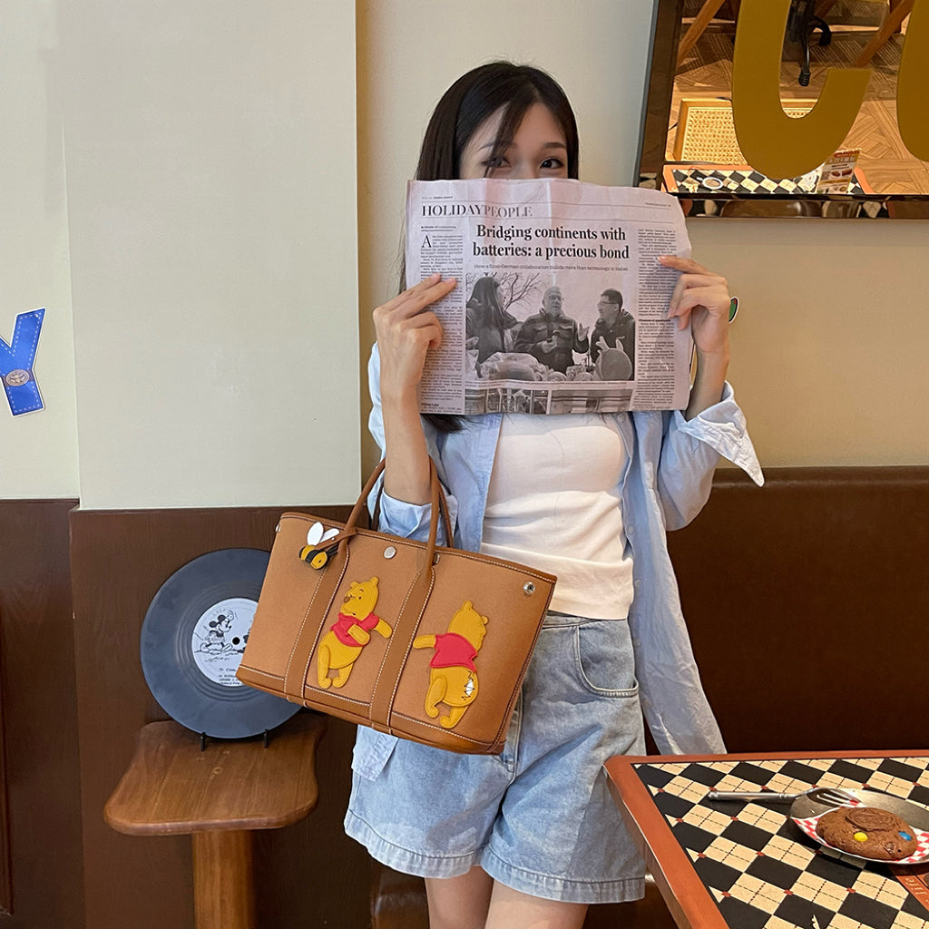 Classic Honeybear Sole Bag