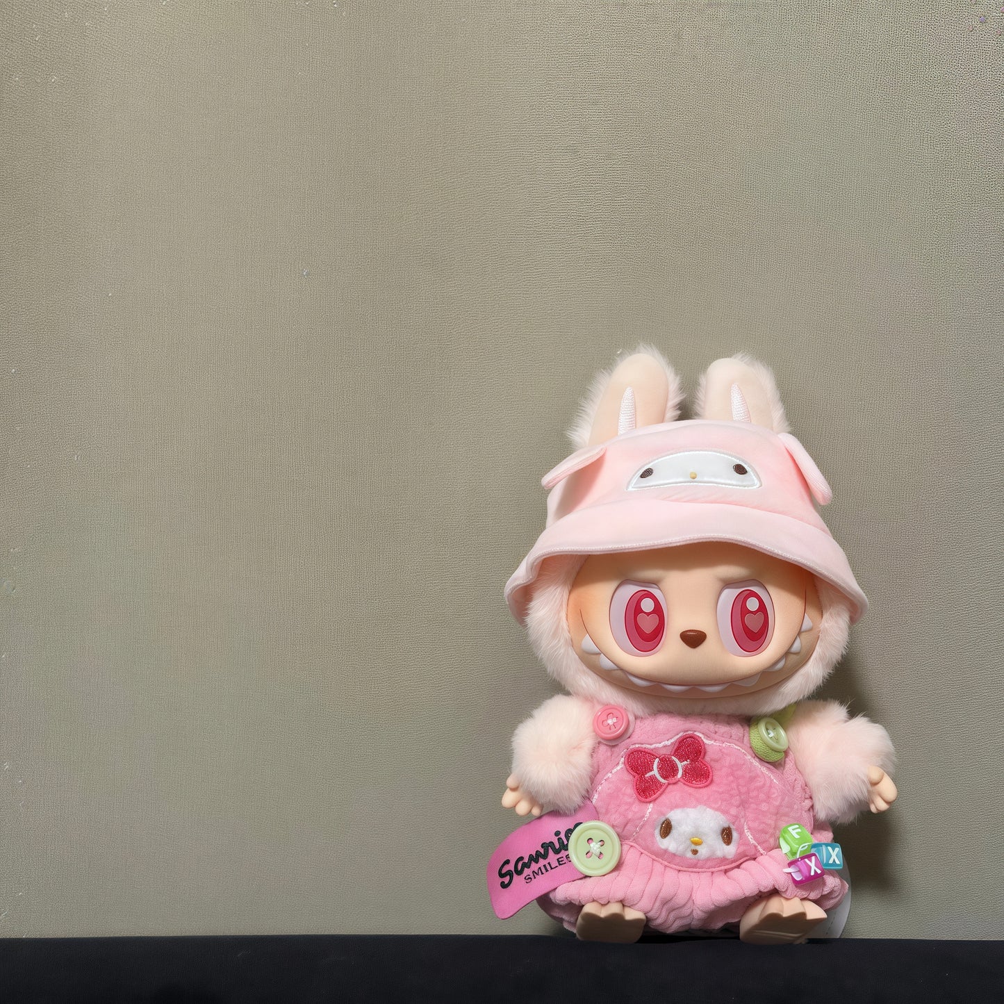 Labubu Cartoon Friends Outfit